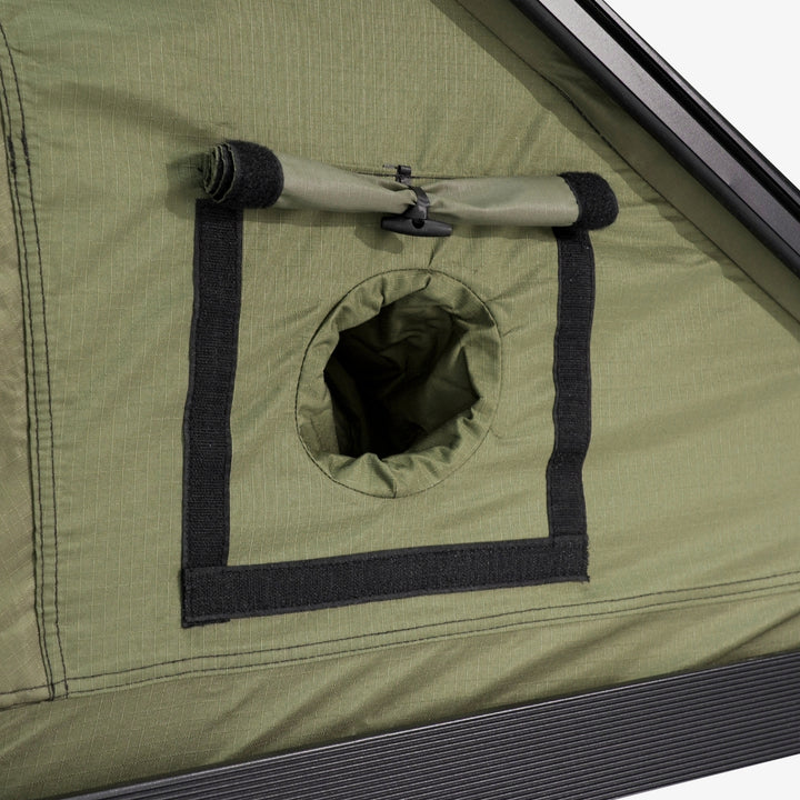 INSPIRED OVERLAND Carbonlite Rooftop Tent