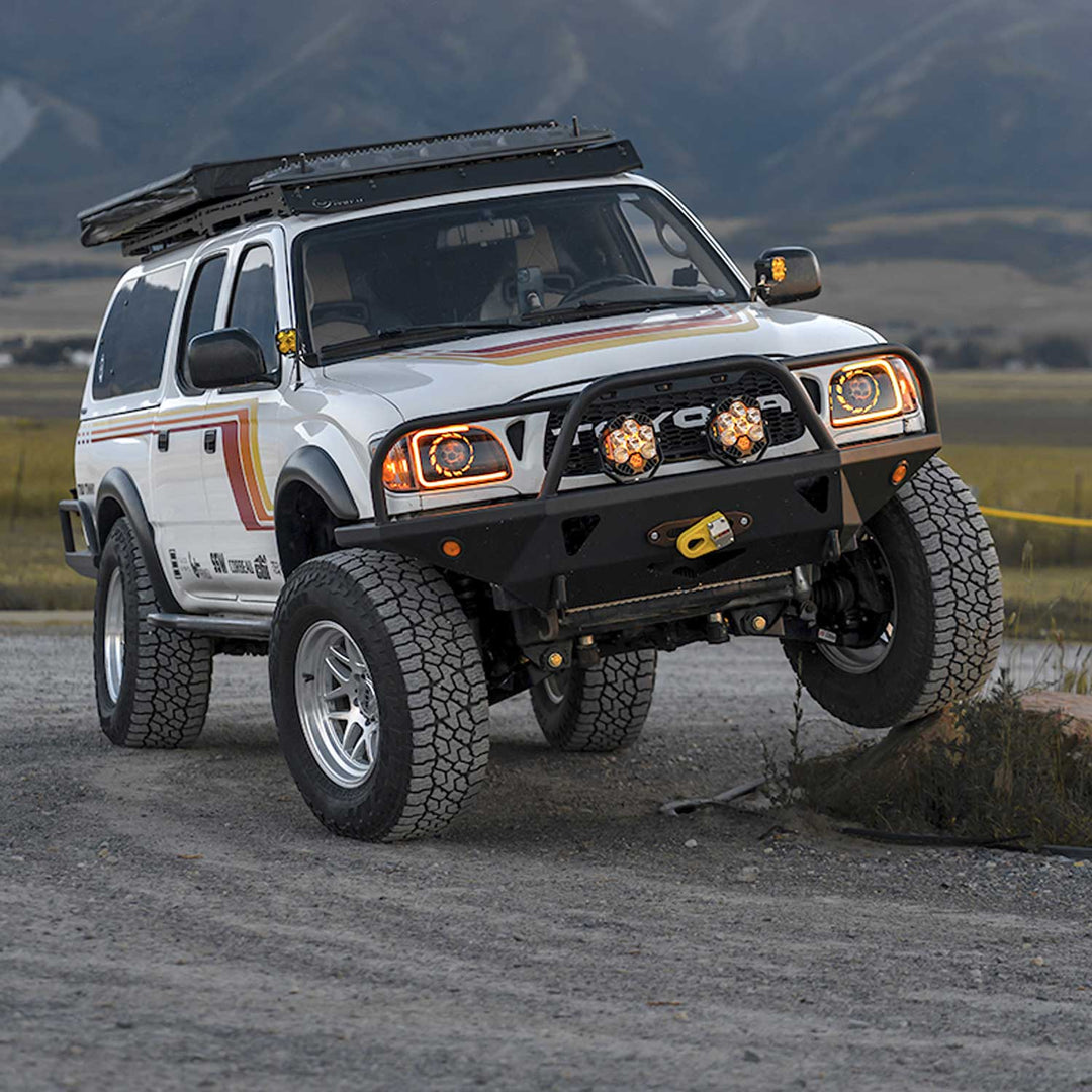 SOLO MOTORSPORTS Mid Travel LCAs / Tacoma 96-04 & 4Runner 96-02